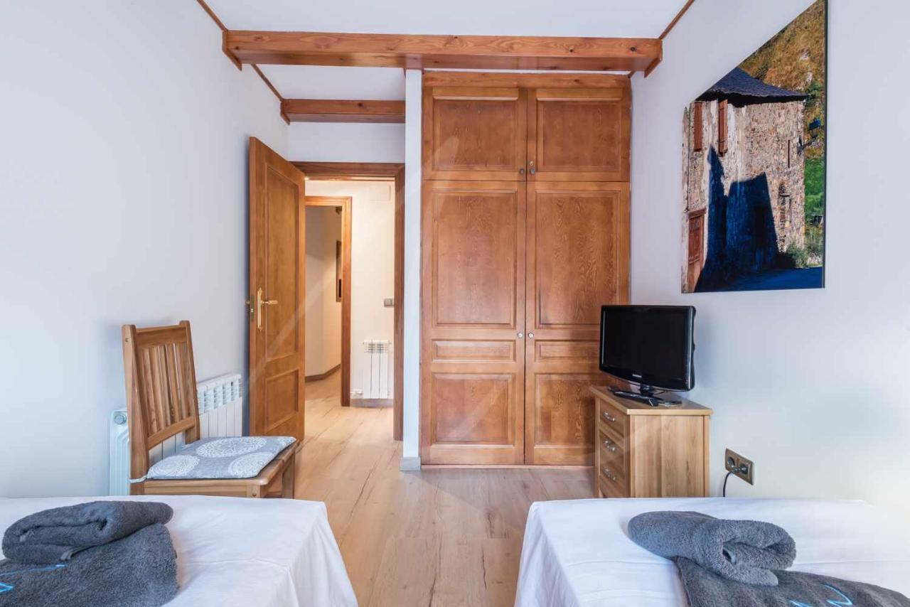 Riu Nere By Seamount Rentals Веля Екстериор снимка