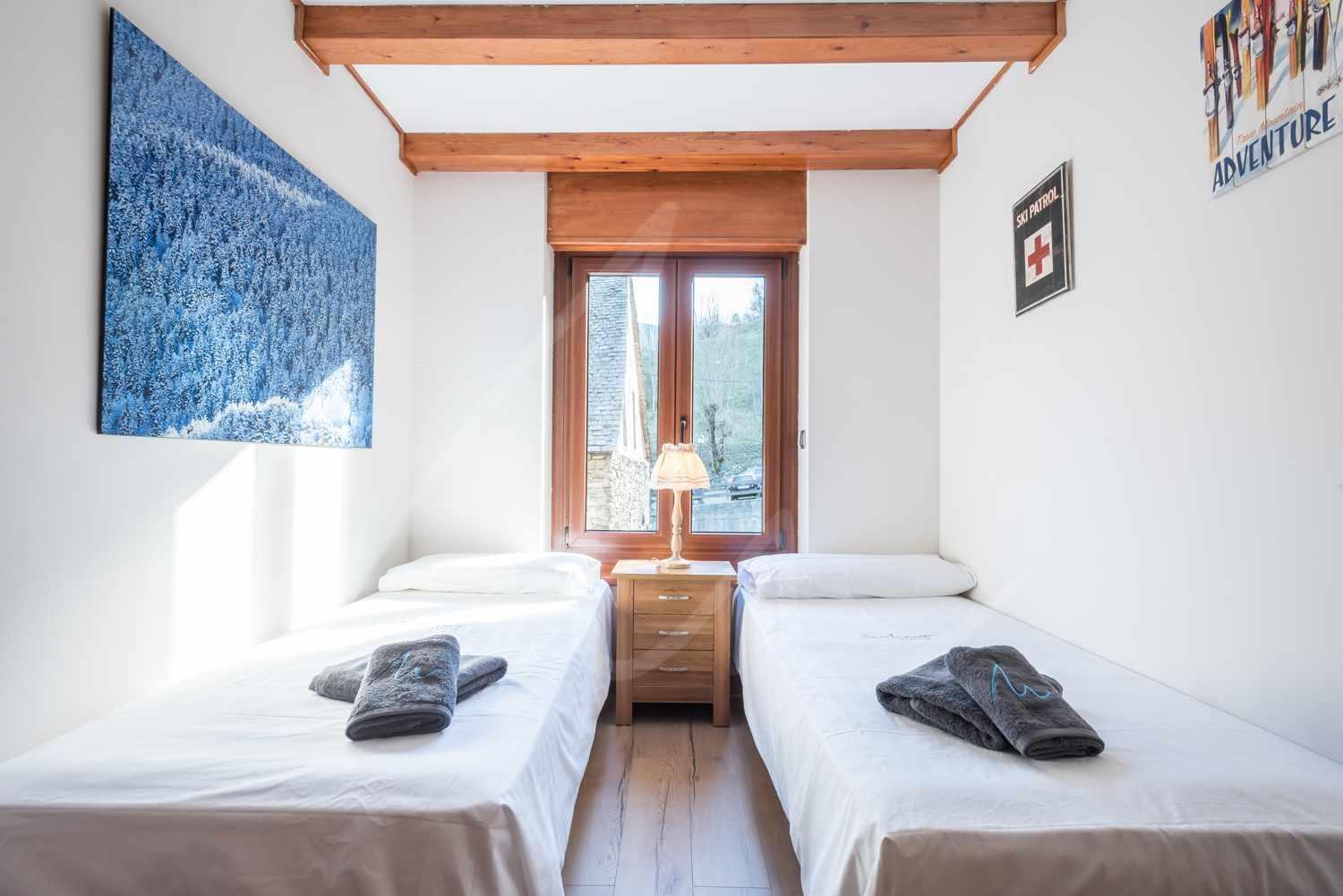 Riu Nere By Seamount Rentals Веля Екстериор снимка