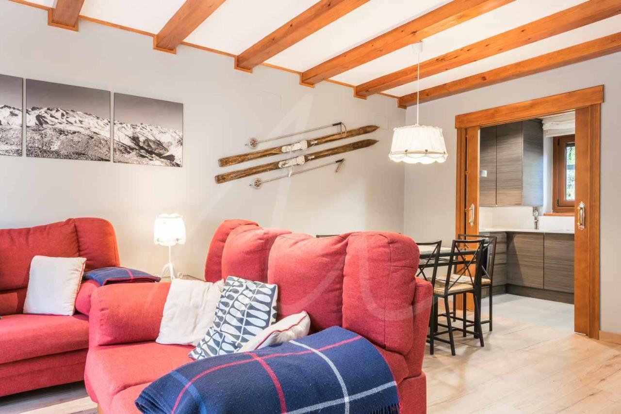 Riu Nere By Seamount Rentals Веля Екстериор снимка